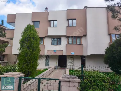 Çankaya Büyükesat Mah.'da 90 m² 3+1 Kiralık Daire